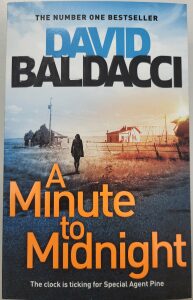 A Minute to Midnight (Defekt) - David Baldacci